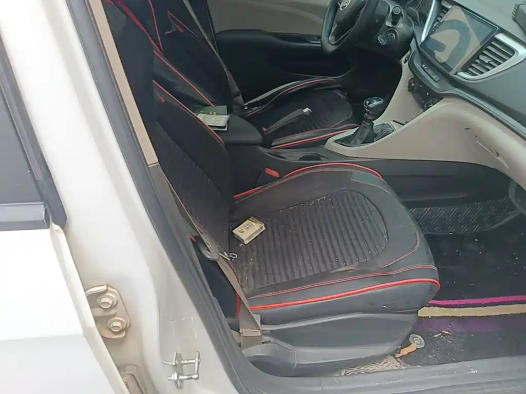 Фото 25 - Buick Excelle