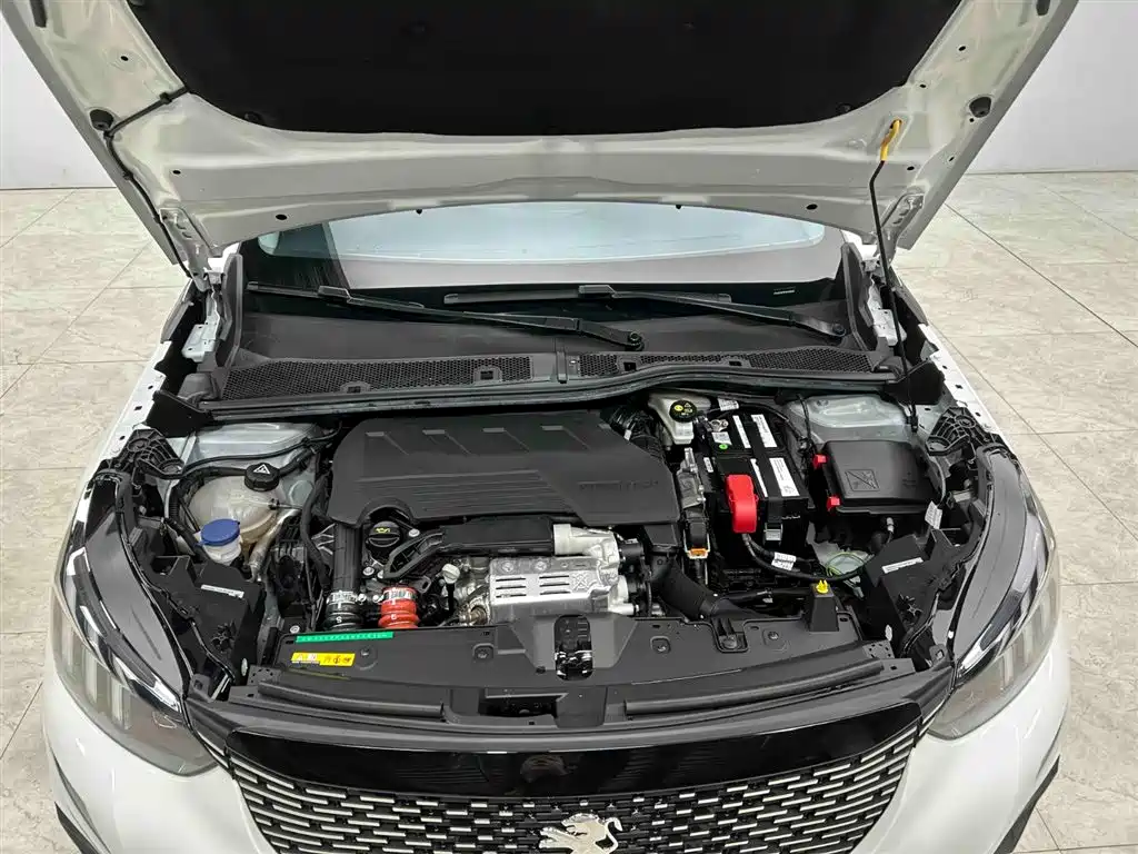 Peugeot 2008 2022 230THP THE ONE фото 20