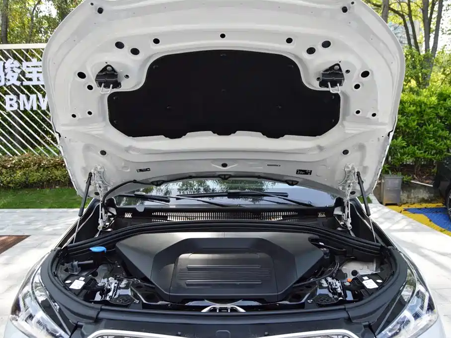BMW iX1 2025 2025 eDrive25L M Sport Package