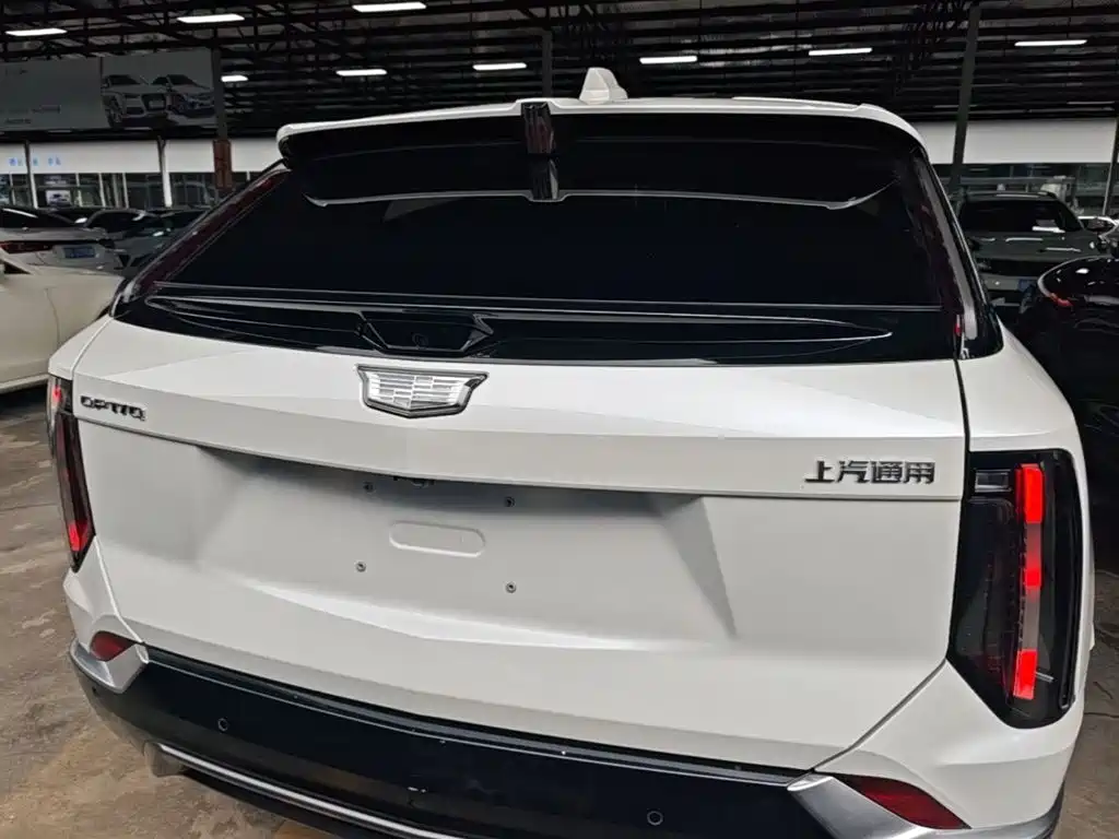 Cadillac IQ Ao Ge 2025 2024 Standard Range