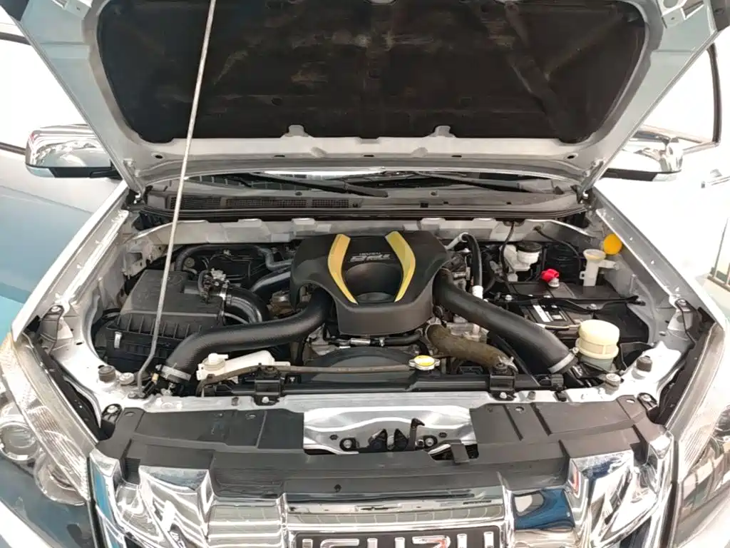 Isuzu D-MAX 2016 2015 2.5T 4WD Automatic Super Luxury 4JK1