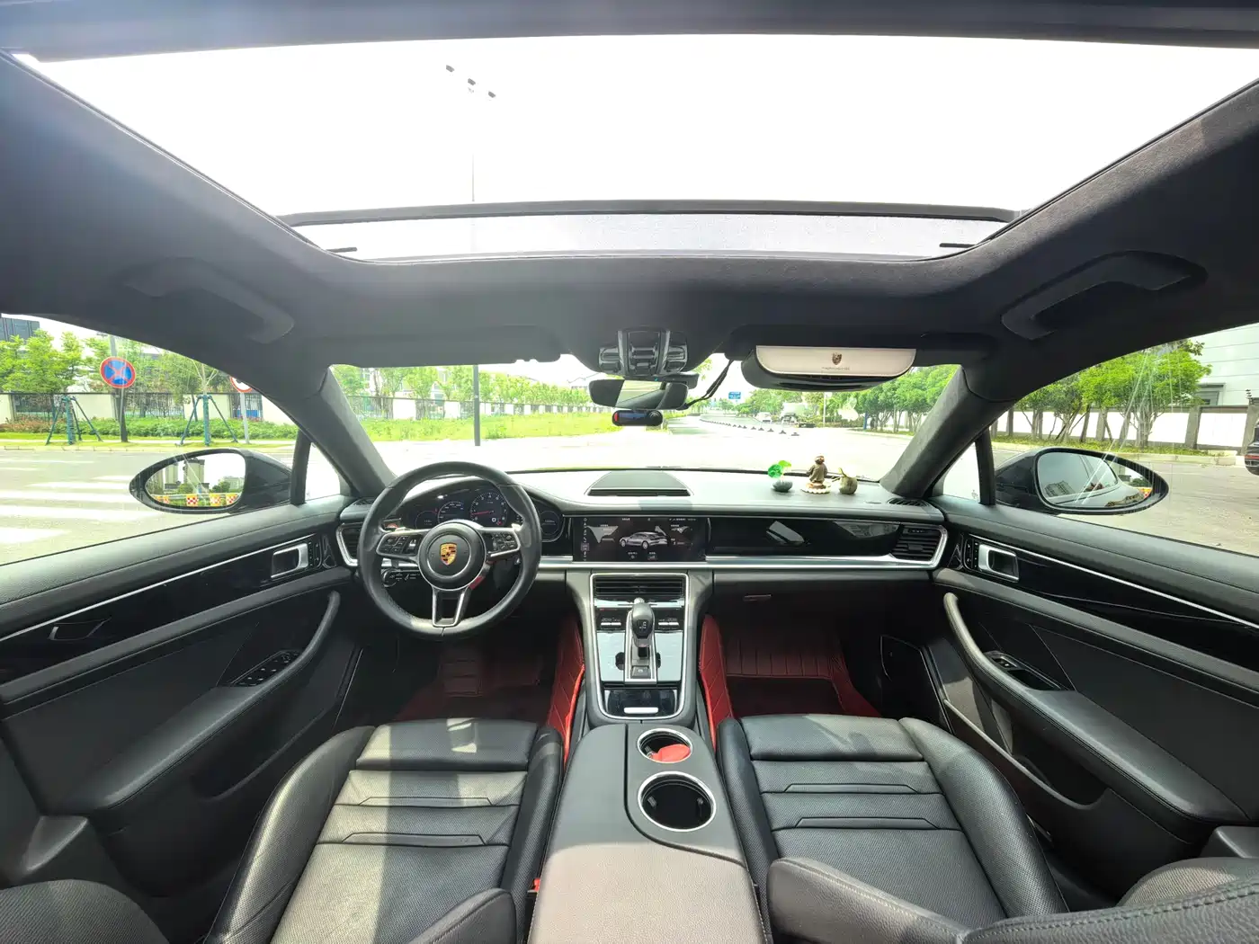 Porsche Panamera 2017 Panamera 3.0T фото 9