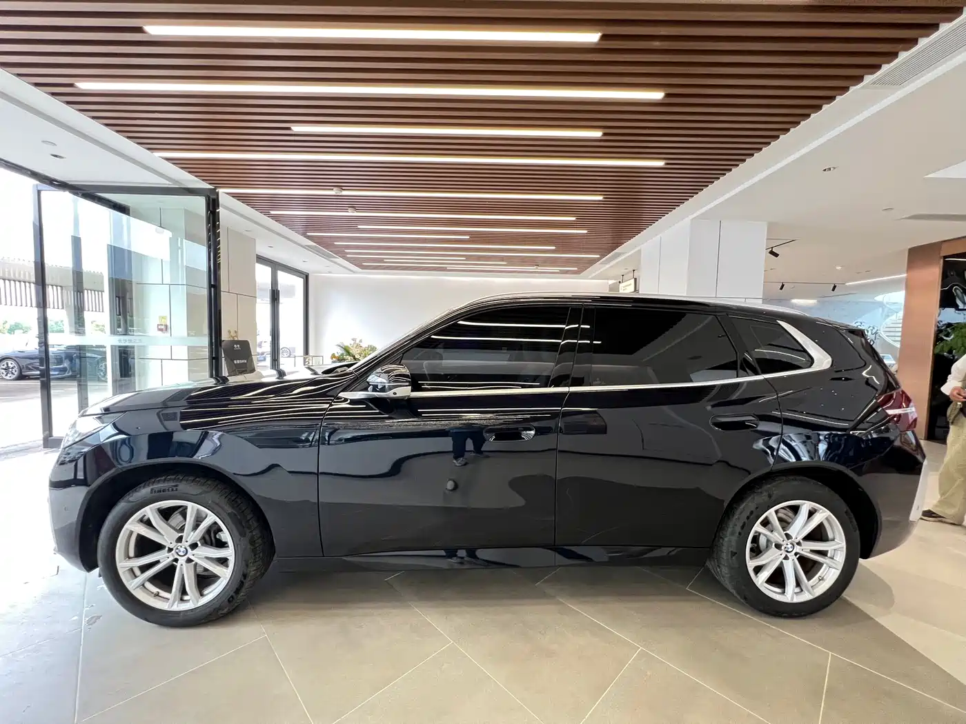 BMW X3 2025 xDrive25L Luxury Package фото 3