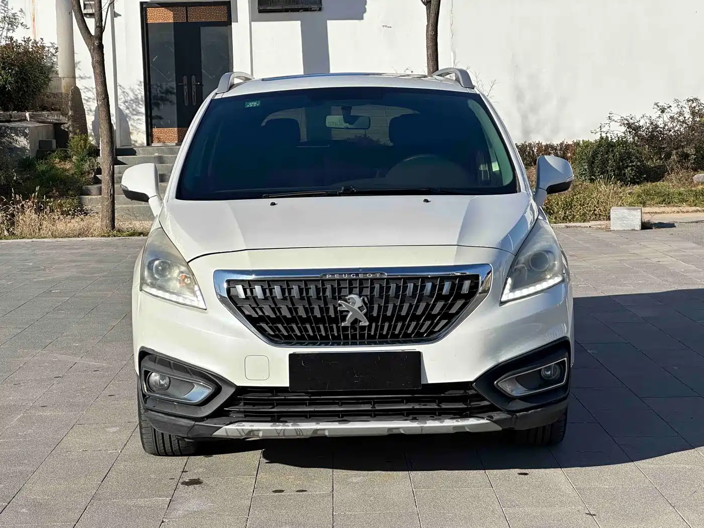 Peugeot 3008 2016 1.6THP Automatic Classic Edition фото 2