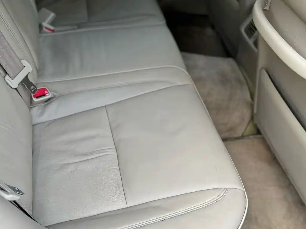 Photo 15 - Toyota Crown