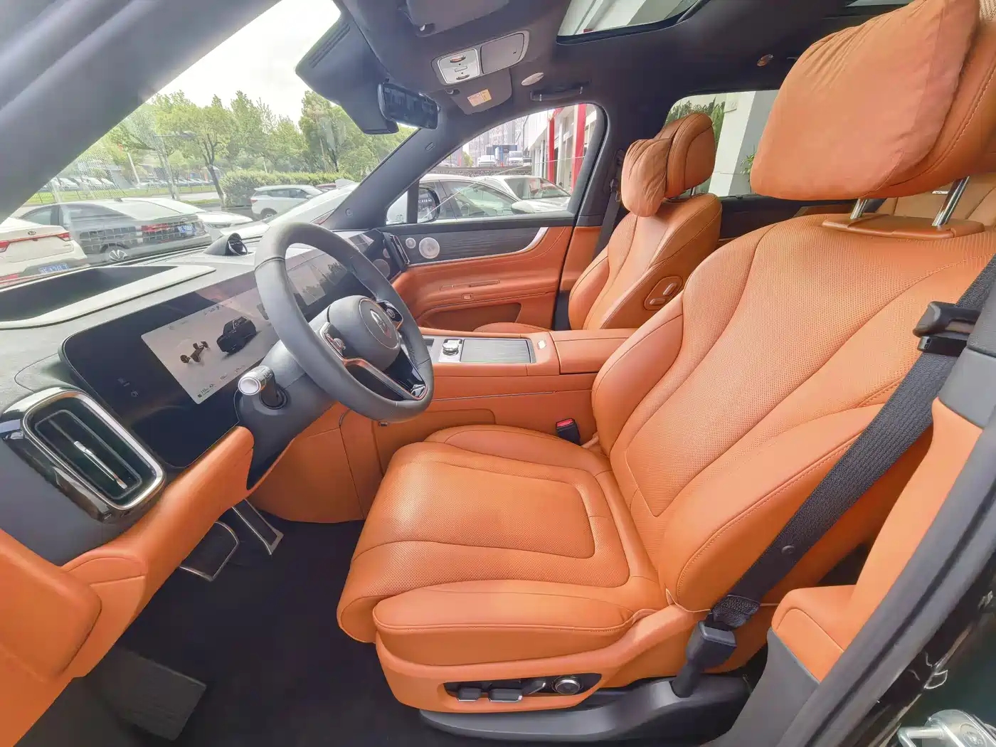AITO Wenjie AITO M9 2025 Extended Range Ultra 52kWh 6-Seater фото 6