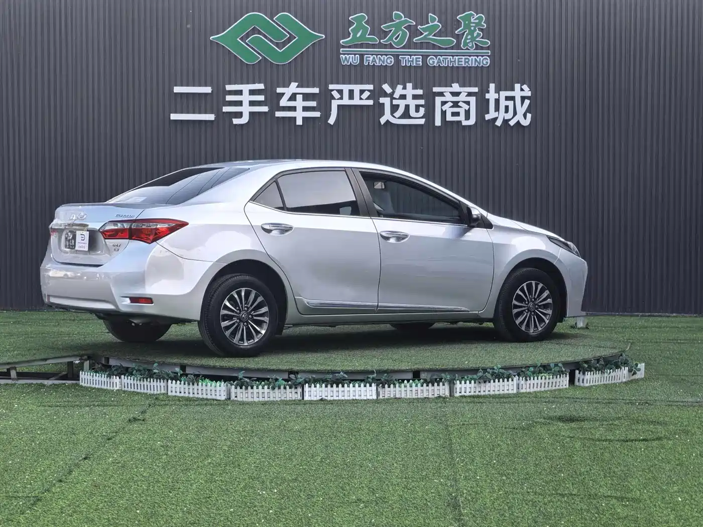 Toyota Corolla 2018 1.2T S-CVT GL-i Smart Shine Edition фото 22