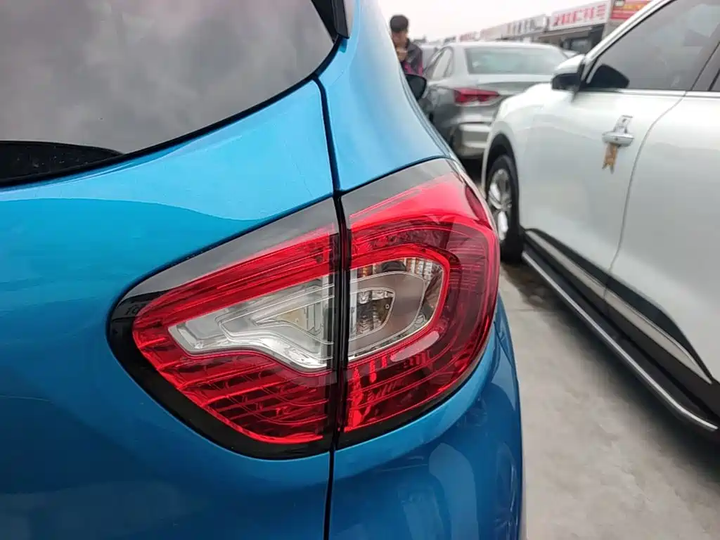 Renault Captur 2017 2015 1.2T Automatic Comfort Edition