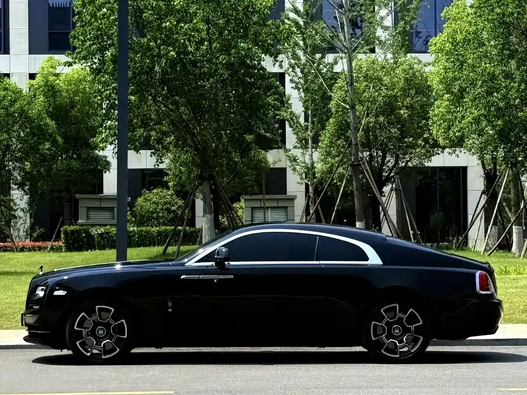 Rolls-Royce Wraith 2021 2018 6.6T Black Badge