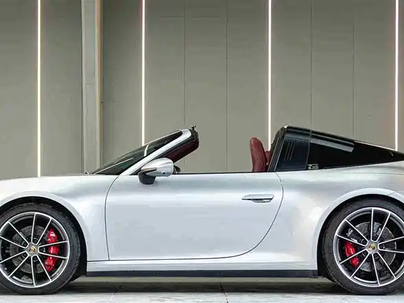 Фото 5 - Porsche 911
