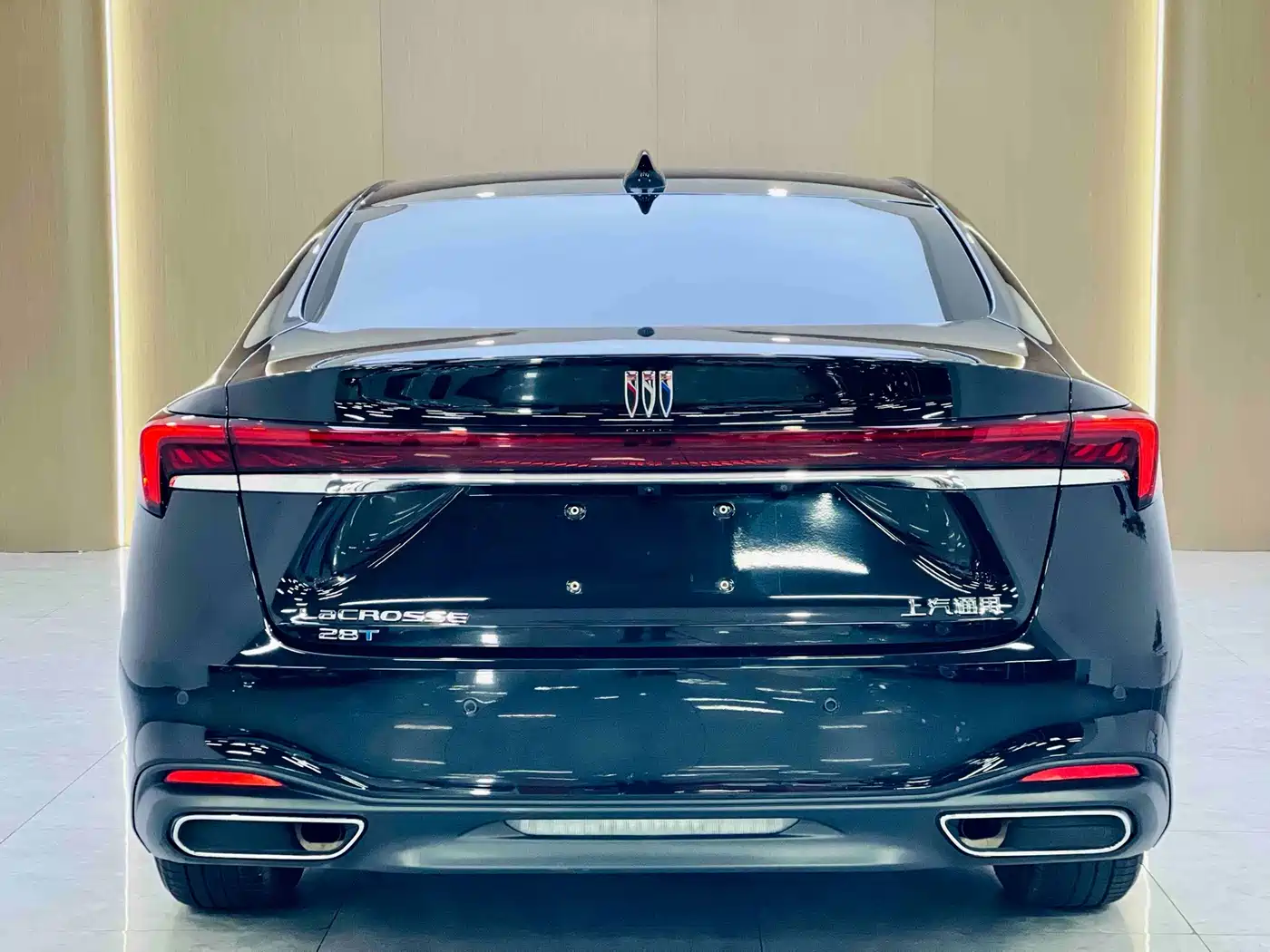 BUICK LACROSSE