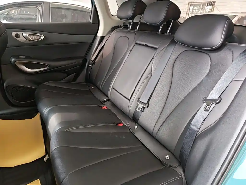 صورة 17 - BYD Hai Shi 05 EV
