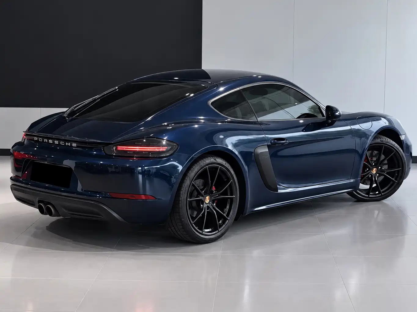 Photo 9 - Porsche 718