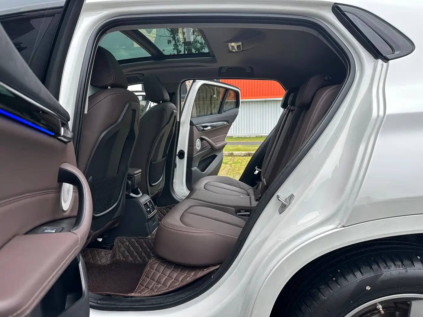 BMW X2 2021 xDrive25i M Off-Road Package фото 10