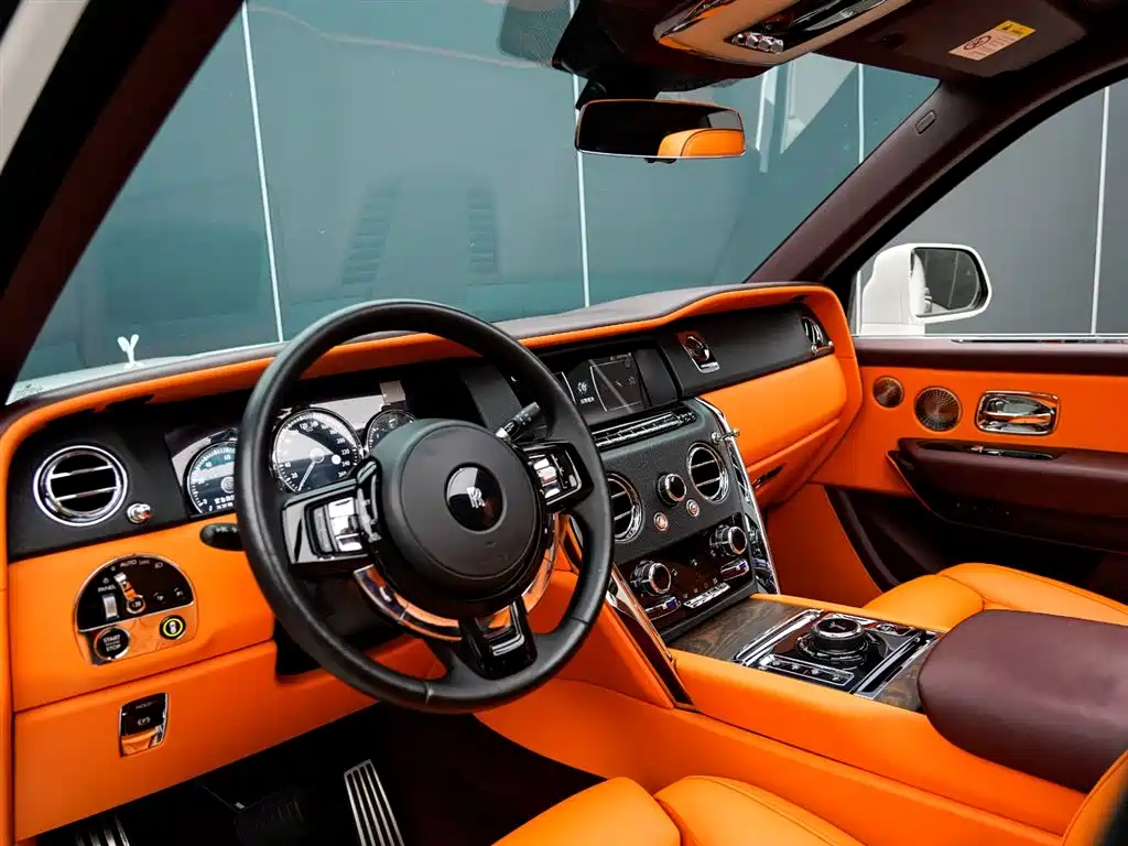 Rolls-Royce Cullinan 2018 4-Seater Version фото 9