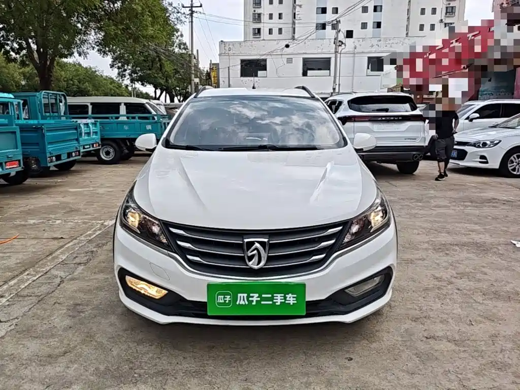 2020 Baojun 310W