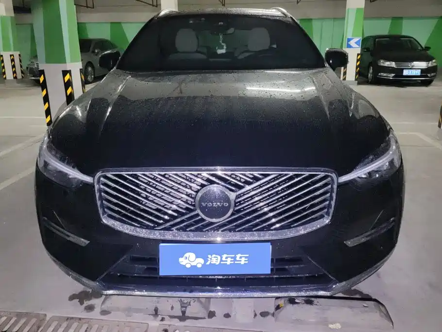 Фото 2 - Volvo XC60
