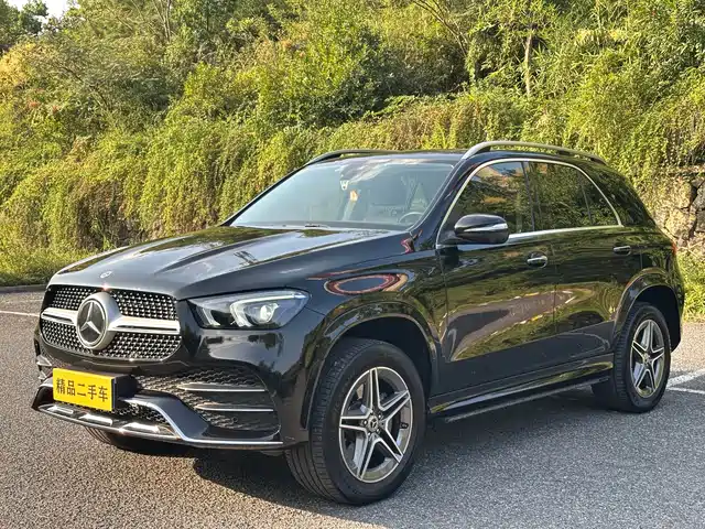 Mercedes-Benz GLE 2021 GLE 450 4MATIC Fashion — фото 1