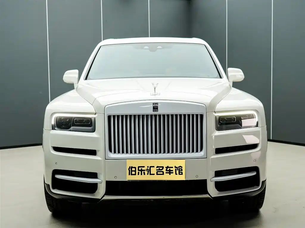 Rolls-Royce Cullinan 2018 4-Seater Version фото 3