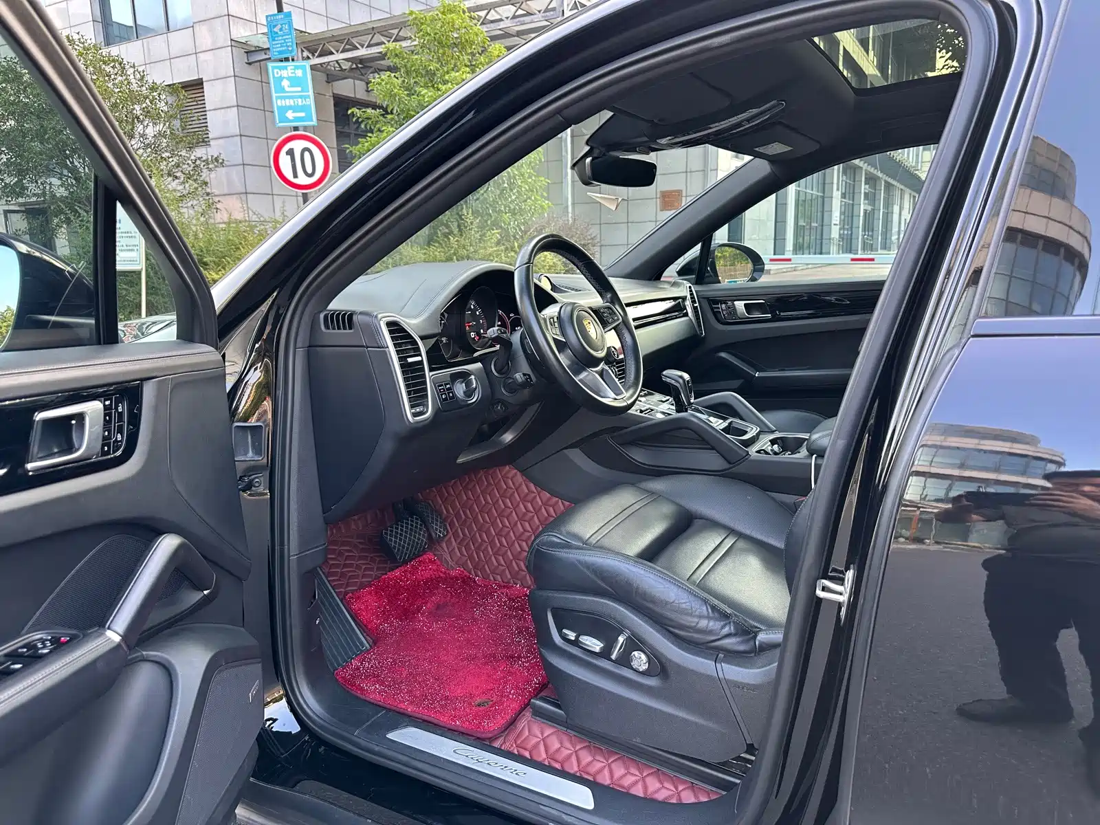 Фото 5 - Porsche Cayenne