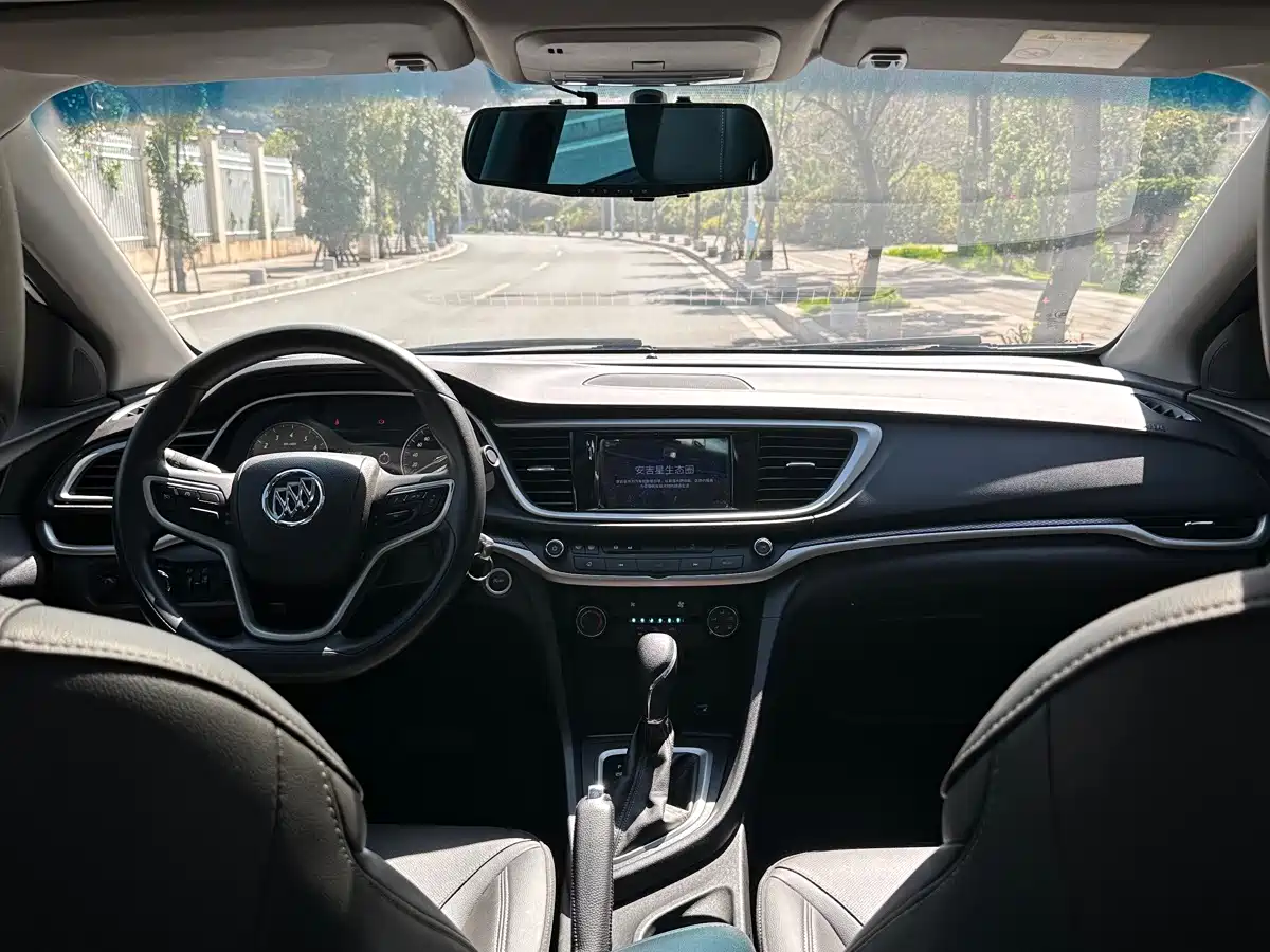 Photo 10 - Buick Excelle