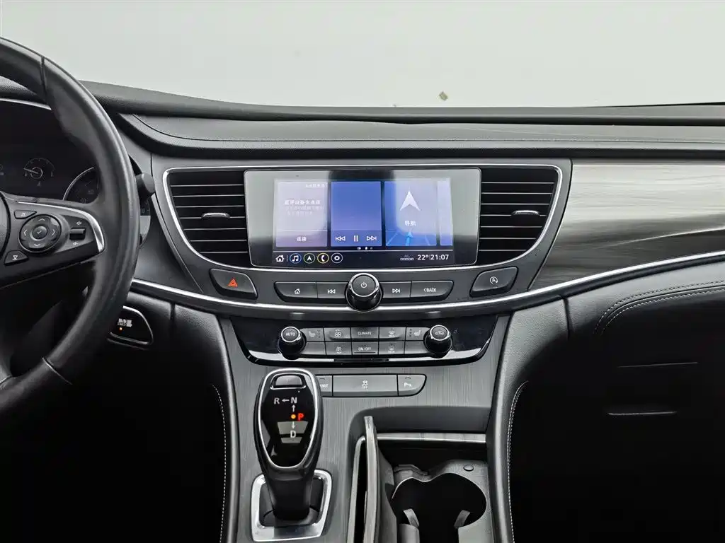 Buick LaCrosse 2021 652T Luxury Edition фото 12