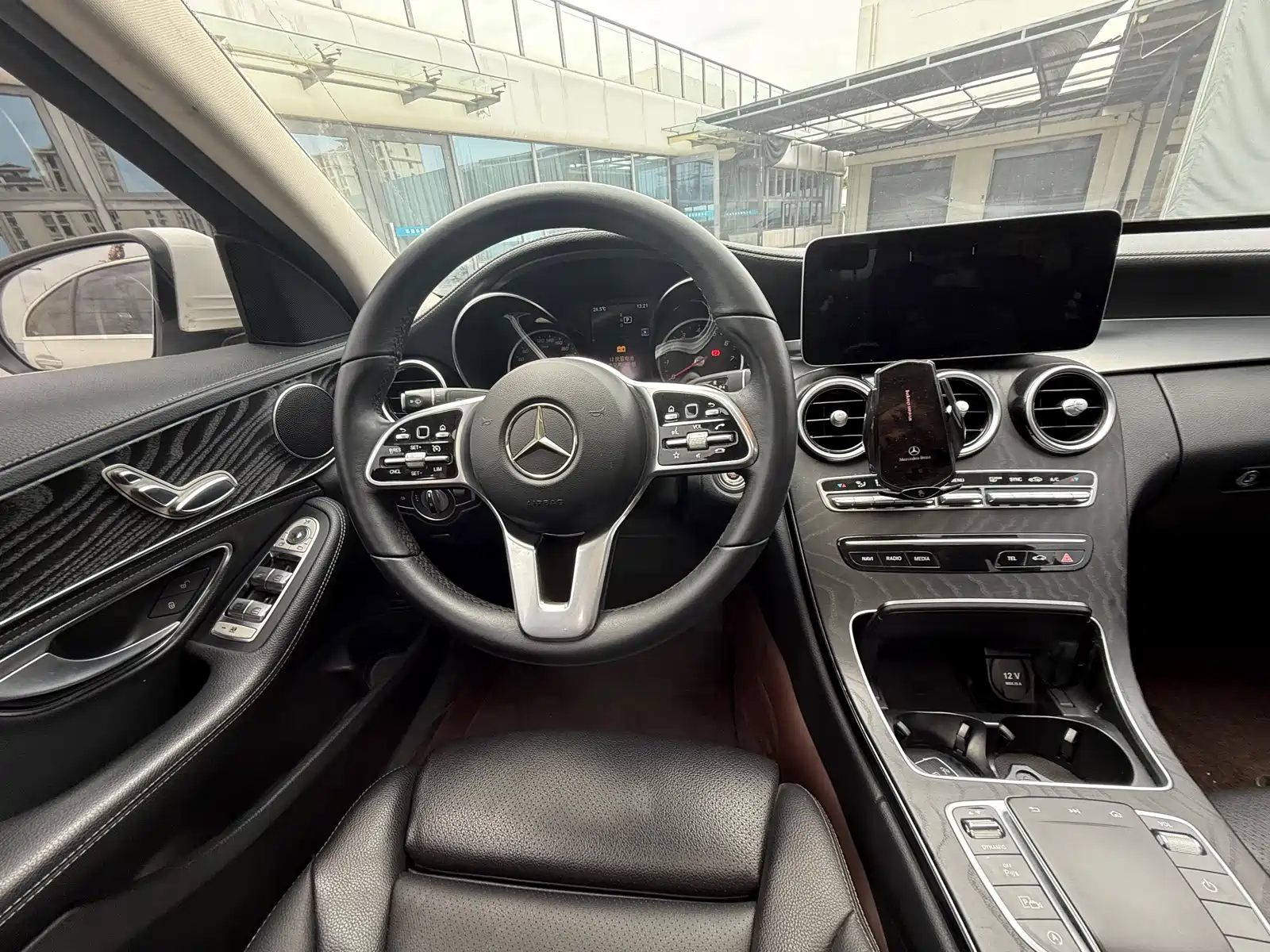 Фото 10 - Mercedes-Benz C-Class