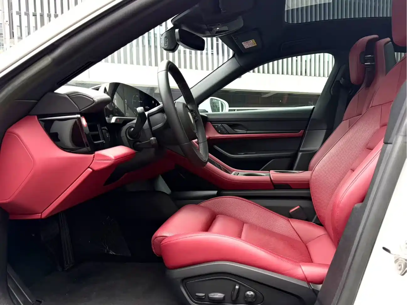 Porsche Taycan 2022 Facelift Taycan фото 12
