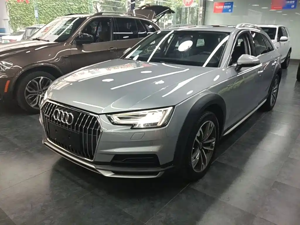 Audi A4 (Import) 2019 2019 45 TFSI allroad quattro Fashion
