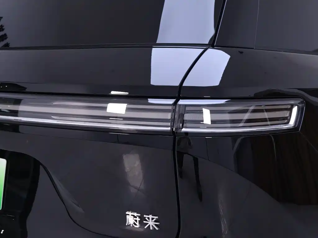NIO ES8 2026 2025 Model 6-Seat Executive Luxury Edition