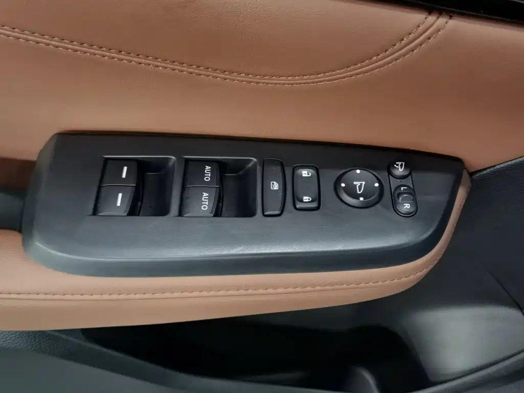 Honda ENVIX 2023 2022 Sharp Hybrid 1.5L Pure Shine