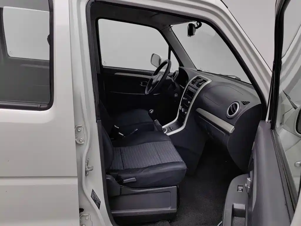 Фото 23 - Suzuki Beidouxing X5