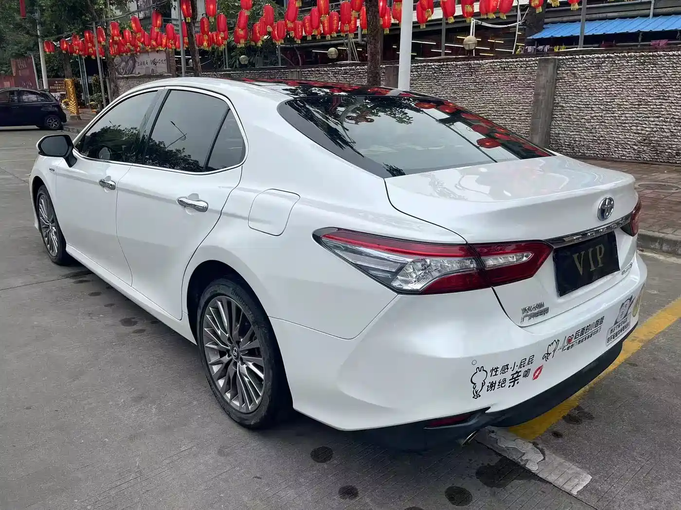 Toyota Camry 2018 Hybrid 2.5HG Luxury Edition фото 7