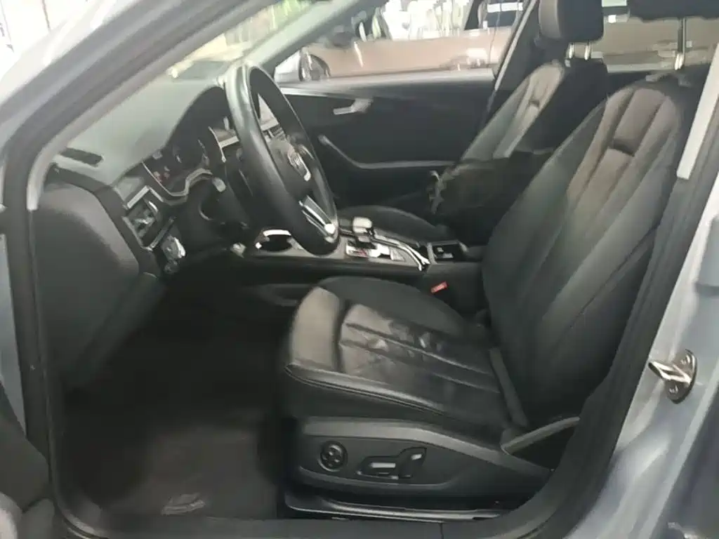 Audi A4 (Import) 2019 2019 45 TFSI allroad quattro Fashion