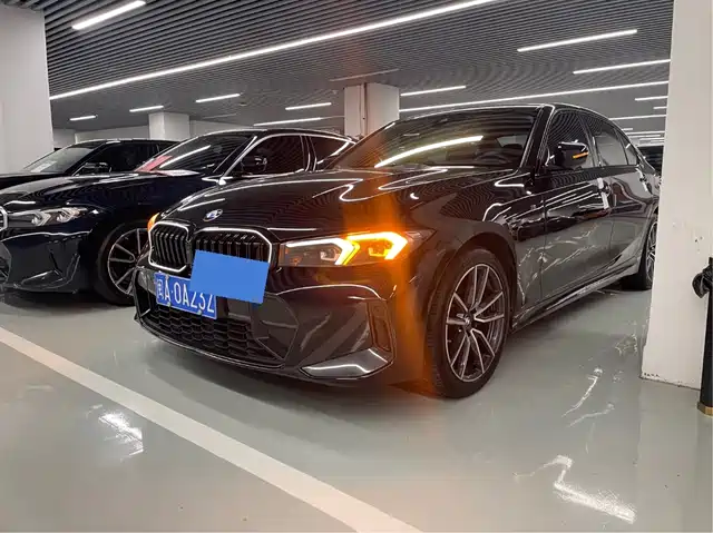 BMW 3 325Li, M Чёрный спорт-пакет