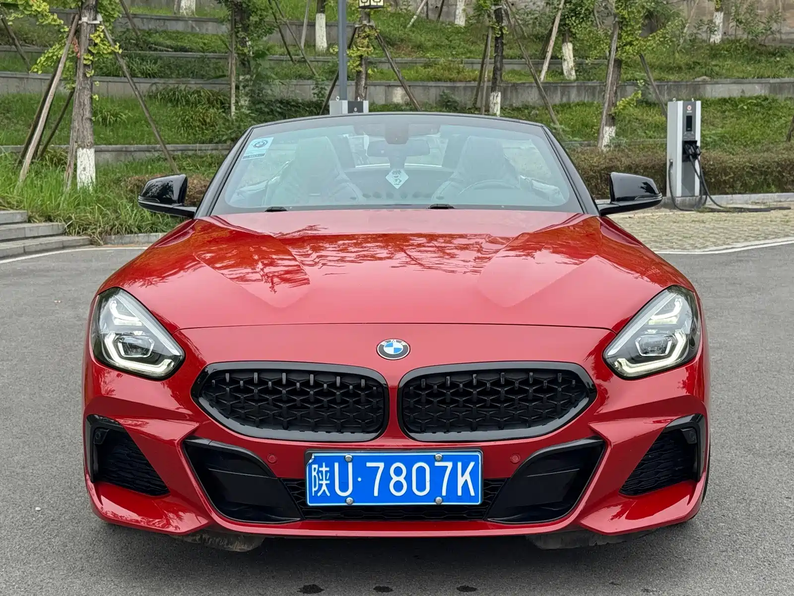 Photo 2 - BMW Z4