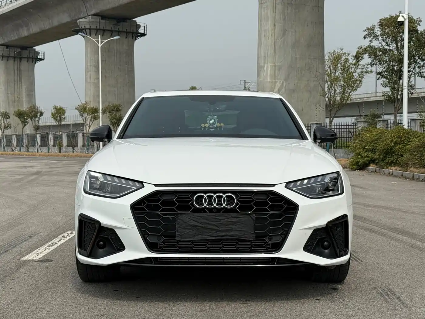 Audi A4L 2025 2024 40 TFSI Luxury Dynamic