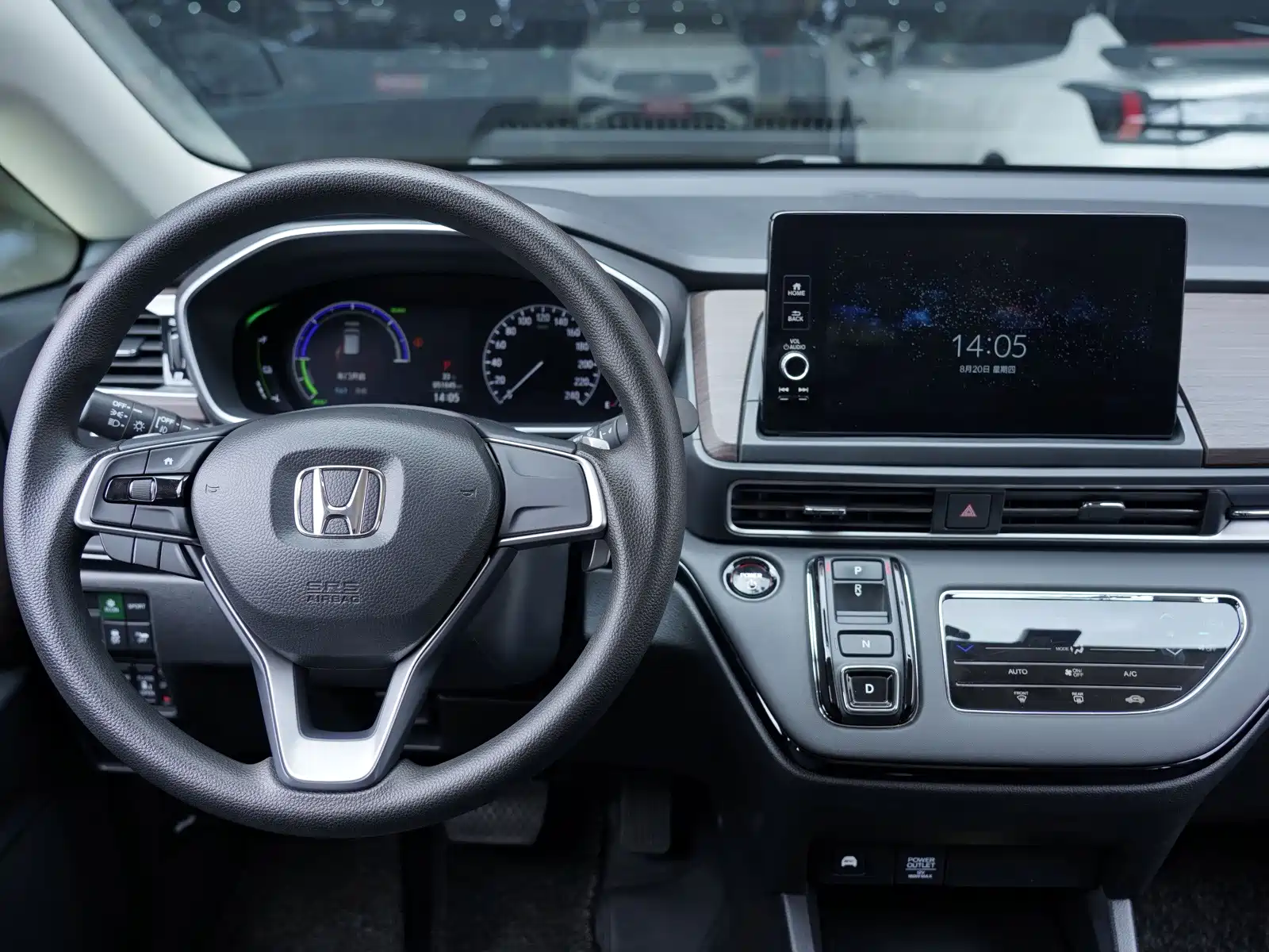 Фото 8 - Honda Odyssey