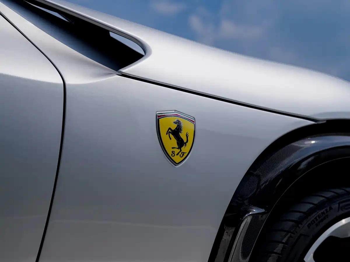 Фото 3 - Ferrari Purosangue