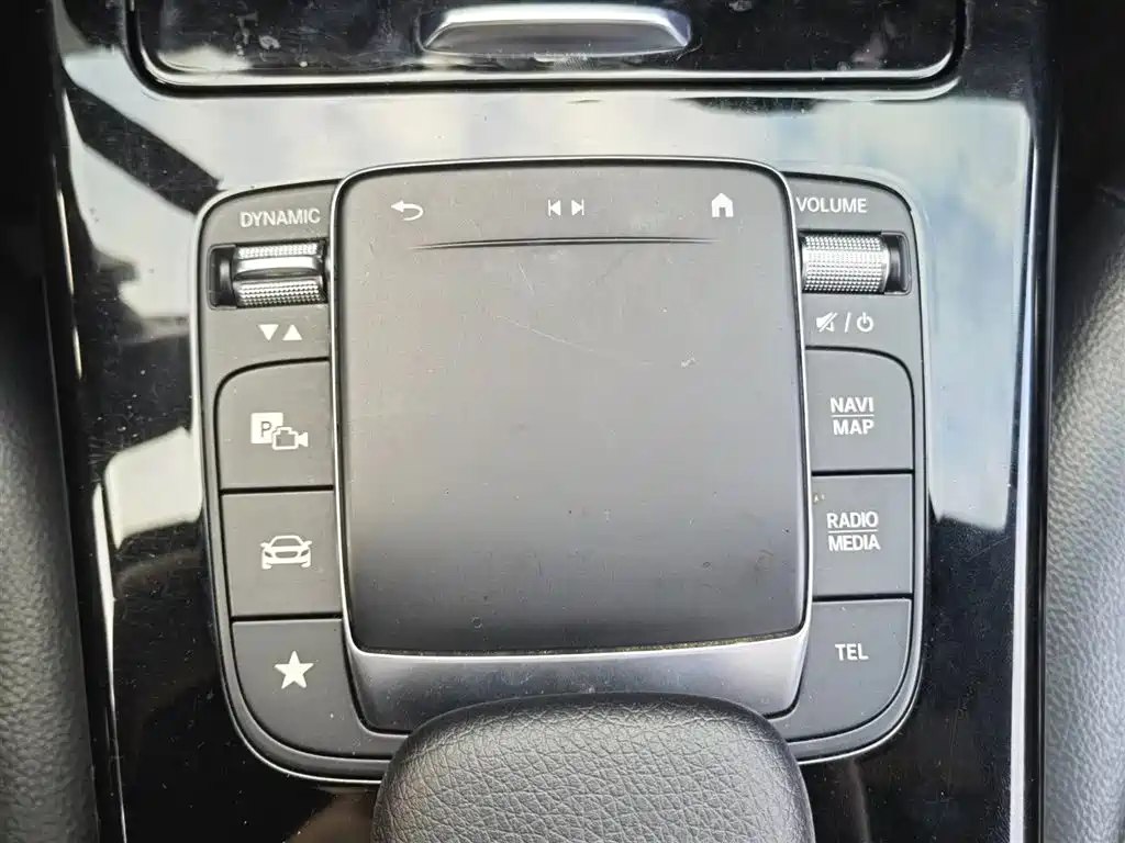 Mercedes-Benz A-Class 2021 A 200 L Sport Sedan Dynamic Type фото 21