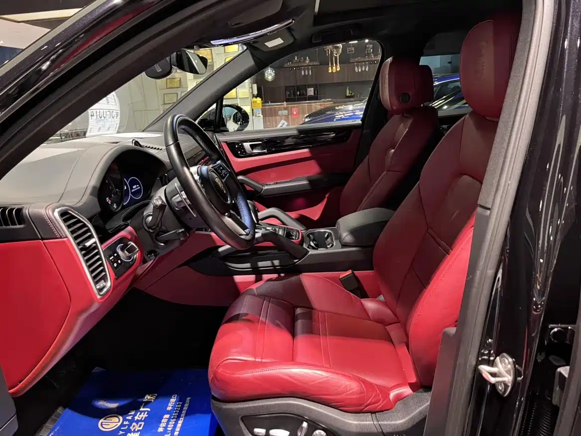 PORSCHE CAYENNE NEW ENERGY