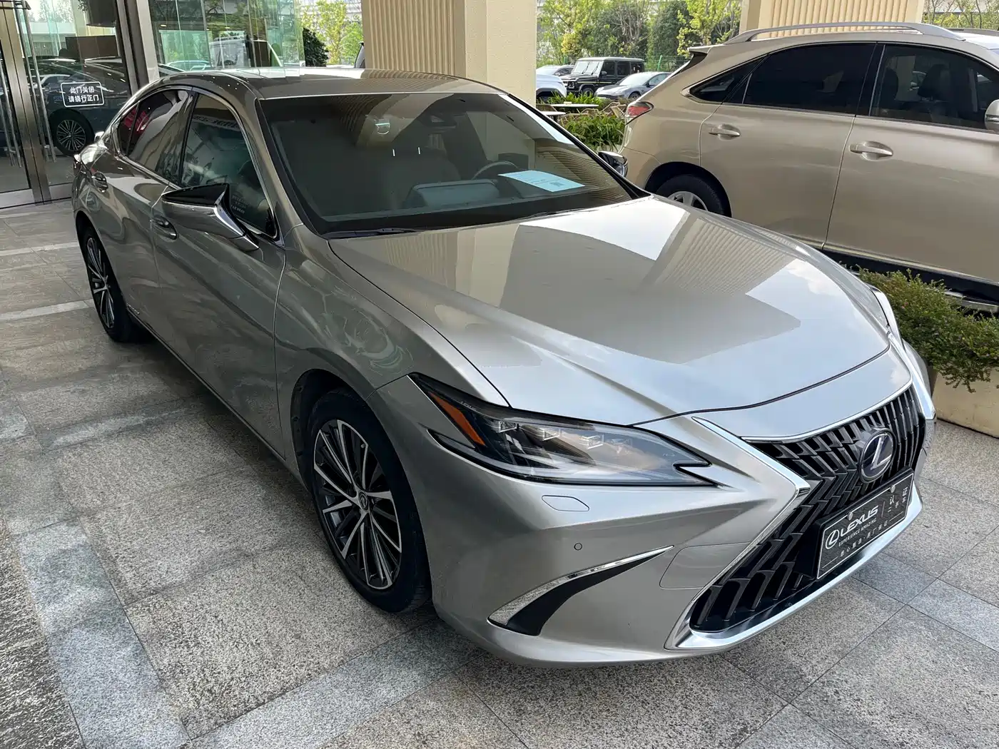 Lexus ES, миниатюра 3