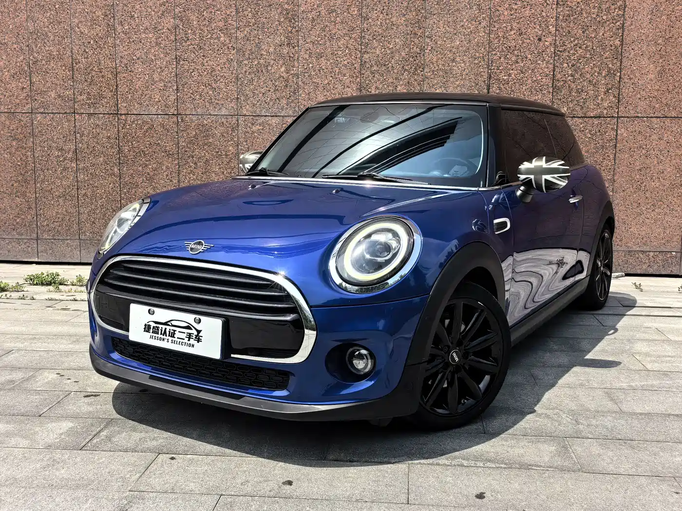 MINI 2019 1.5T COOPER Artist