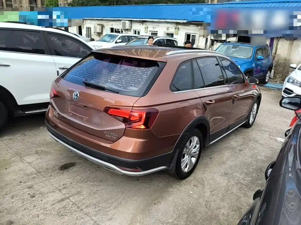 Volkswagen C-TREK 2017 2017 230TSI DSG Comfort