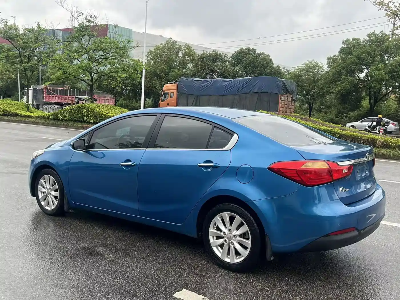 Kia K3 2013 1.6L Automatic GLS фото 4