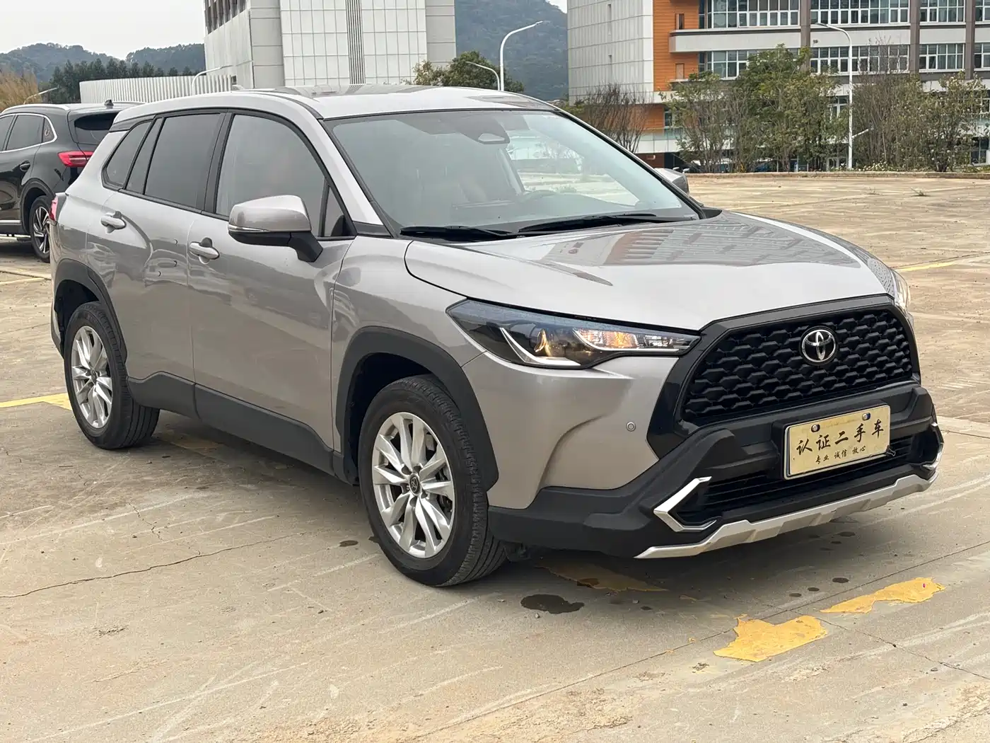 Toyota Corolla Cross 2023 2.0L Elite Edition фото 3
