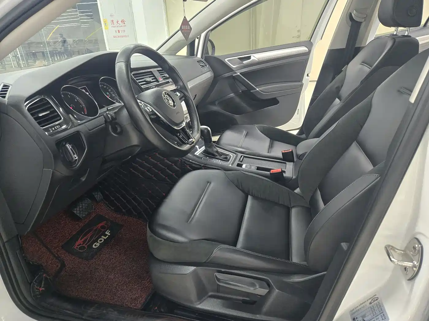 Volkswagen Golf 2018 1.6L Automatic Comfort фото 5