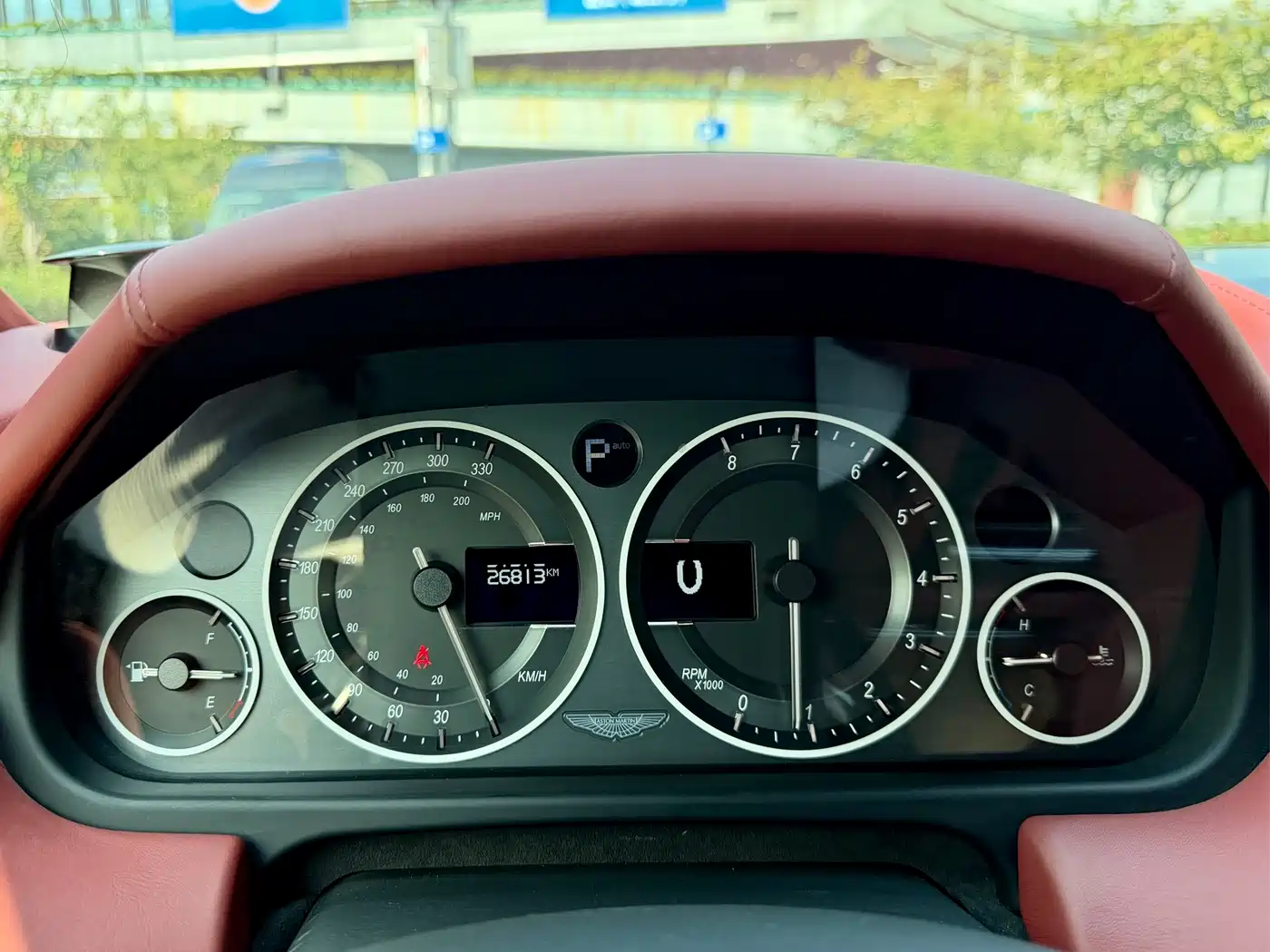 Aston Martin DBS 2012 2009 6.0 Touchtronic Volante
