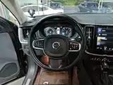 Фото 11 - Volvo XC60
