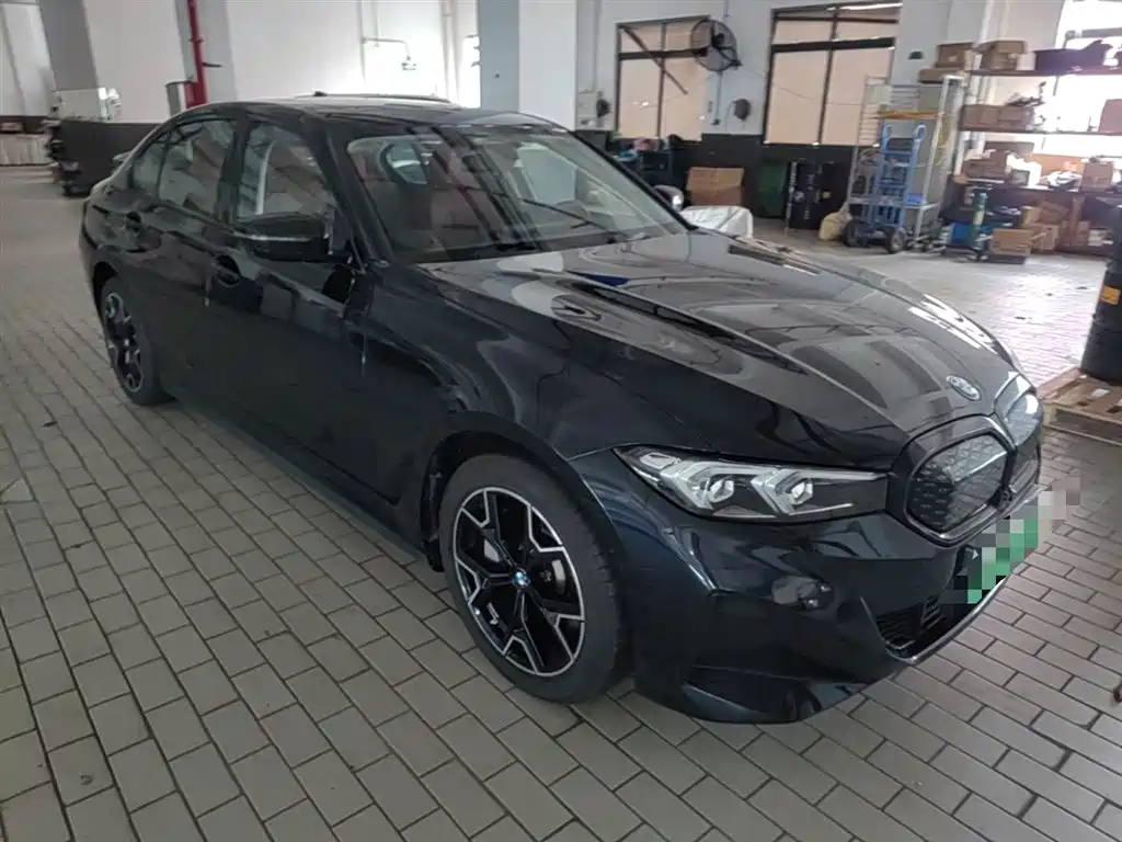 BMW i3 2025 eDrive 40 L Shadow Night Package фото 7